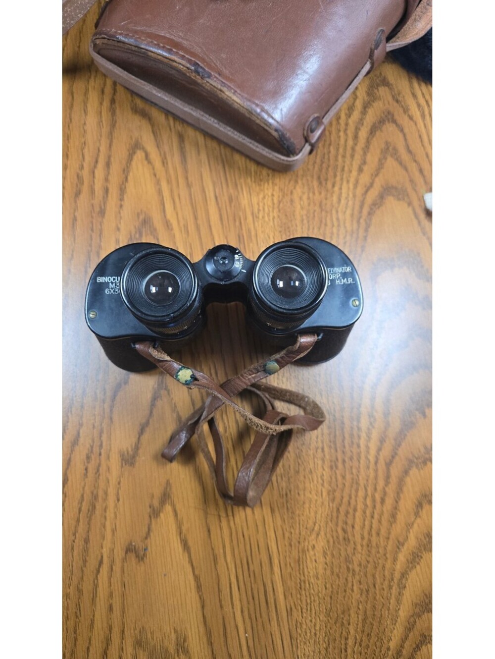 Vintage WW II Nash-Kelvinator 1943 H.M.R. 6x30 Binoculars with M17 Leather Case